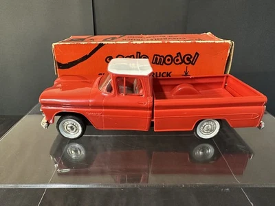 Camión Chevrolet Apache vintage SMP 1960 promoción + caja Foto 1 de 4