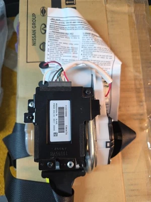 Infiniti QX80 2016 retractor de cinturón de seguridad delantero derecho OEM 86885-1A62A Foto 1 de 4