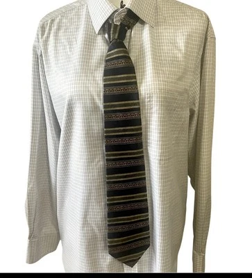 Gravata Raphael toda de seda feita à mão Itália ouro preto listra vermelha padrão barroco - Imagem 1 de 4