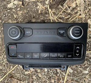 2022-2023 DODGE RAM PROMASTER 1500 DASH RADIO & A/C CLIMATE FACE PANEL OEM - Picture 1 of 4
