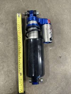 POLARIS MATRIX VR1 850 CENTER SHOCK WALKER EVANS 7045771      25381 - Image 1 of 4