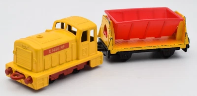 Matchbox Superfast MB24 Diesel Shunter + ribaltabile laterale MB720 giallo.... - Immagine 1 di 4
