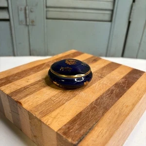 Vintage Limoges France Cobalt Blue Porcelain 22K Gold Painted Trinket Box - Picture 1 of 8