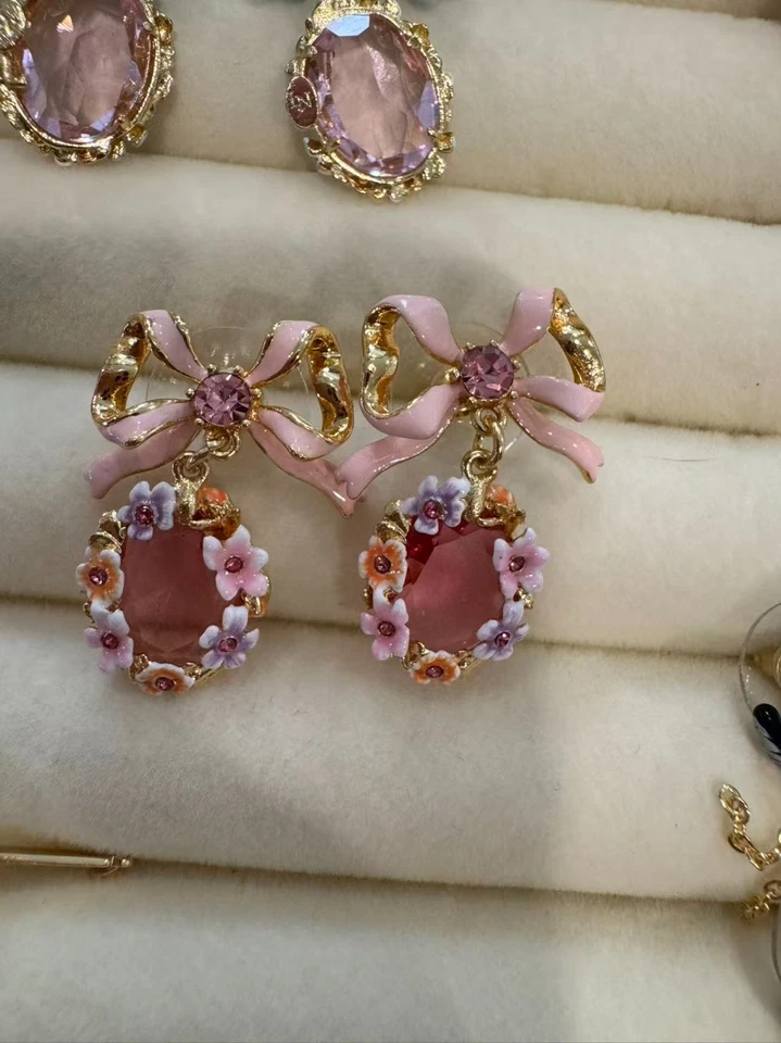 Les Nereides Cinta con Pendientes de Cristal Rosa Azul Foto 1 de 1