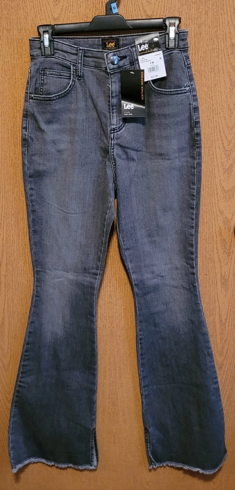 Lee Jeans Womens 2 Medium Black Denim High Rise Flare Raw Hem Distressed Preppy