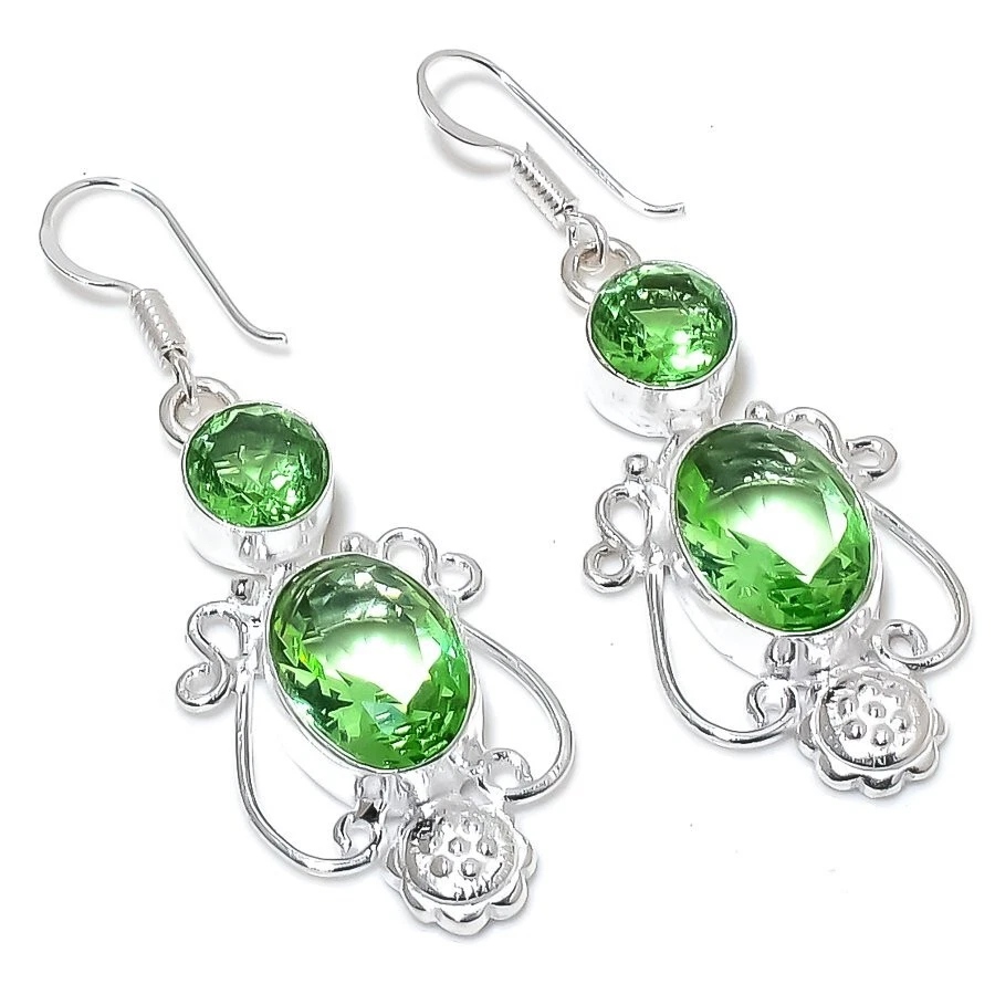 Pendiente de joyería de plata de ley 925 hecho a mano con piedras preciosas de amatista verde talla 2,2" Foto 1 de 1