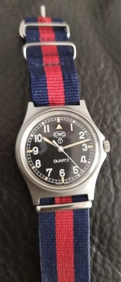 Orologio originale CWC G10 British Army emesso 1998 e cinturino nuovo, revisionato, batteria nuova - Immagine 1 di 4