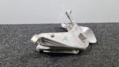 Правый опорный кронштейн для крепления двигателя со стороны водителя для BMW X3M X4M F97 F98 8053492 - Изображение 1 из 4