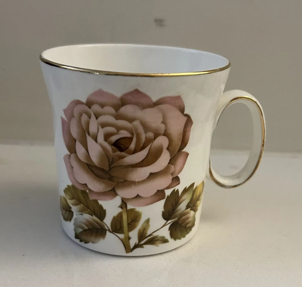 Delightful Vintage JOHN RUSSELL ROSALEE Hostess Cup 1970s - Image 1 of 3