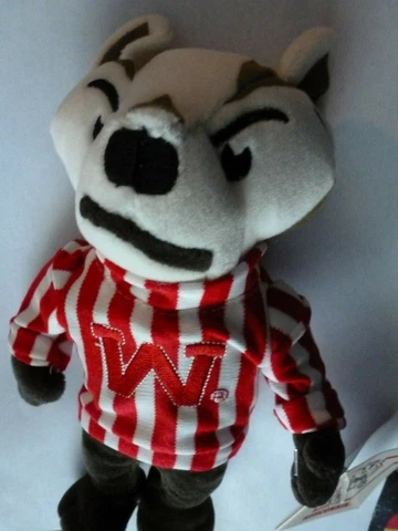 Wisconsin Badgers Famous Be'an beanbag plush Doll 9" tall Vintage W/Tag Cover