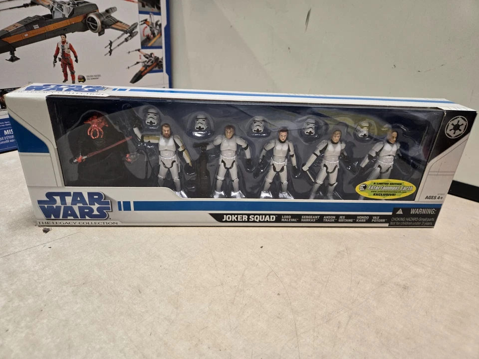 Figura de acción Hasbro Star Wars Joker Squad Stormtrooper 2,36 pulgadas SELLADA Foto 1 de 4