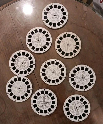 9 view master Reels, Daffy duck , Winnie.The pooh sleeping beauty , tweety  - Image 1 of 4