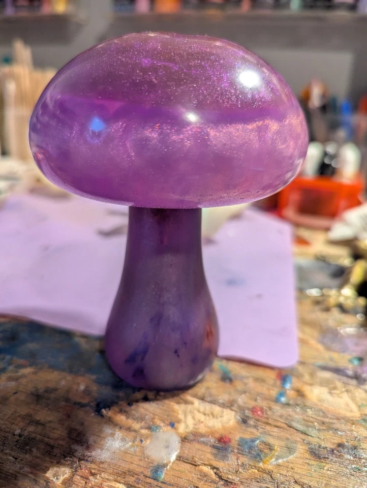 Seta grande de resina púrpura única hecha a mano Foto 1 de 4