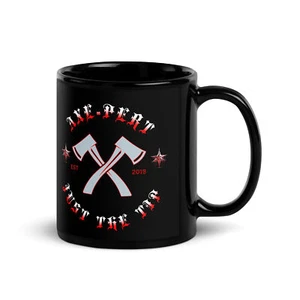 Taza negra brillante con temática de lanzamiento de hacha "Axe-Pert Just The Tip" - Imagen 1 de 7