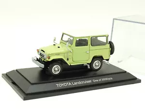 EBBRO B 1/43 - Toyota Land Cruiser FJ40 Verde - Foto 1 di 1