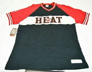 Camiseta Mitchell & Ness Miami Heat para Hombre Ringer Cuello en V Negra Roja Talla XL Nueva con Etiquetas - Imagen 1 de 12