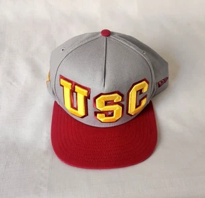 USC TROJANS NEW ERA 9FIFTY COLLEGIATE SNAPBACK CAP HAT SIZE MEDIUM LARGE ADULT - Picture 1 of 8