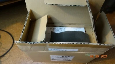 PANASONIC ET-LAD7700LW ETLAD7700LW Una Lámpara EN CARCASAS PTD7700 Foto 1 de 3