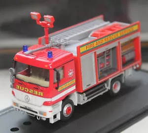 CARARAMA / HONGWELL - MERCEDES ACTROS LADDER TRUCK - FIRE ENGINE BRIGADE RESCUE - Picture 1 of 10