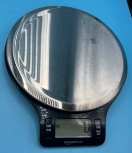 Amazon Basics Electronic Digital Kitchen Scale - Model EK3211 - Picture 1 of 3