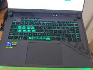 Asus Rog Strix G16 - Intel Core i9 - 13980HX - RTX 4080 - 1TB SSD - 16 GB Ram - Afbeelding 1 van 12