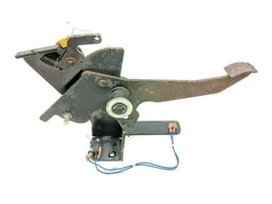 18 Club Car Carryall 1700 4x4 Foot Pedal Parking Brake - Picture 1 of 7