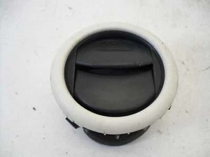 Ventilación de aire exterior Ford Ka Edge 2008-2016 - Imagen 1 de 8