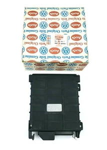 Original Volkswagen 811906264J Motorsteuergerät ECU Benzin AUDI 80 90 100 - 2.0i - Picture 1 of 6