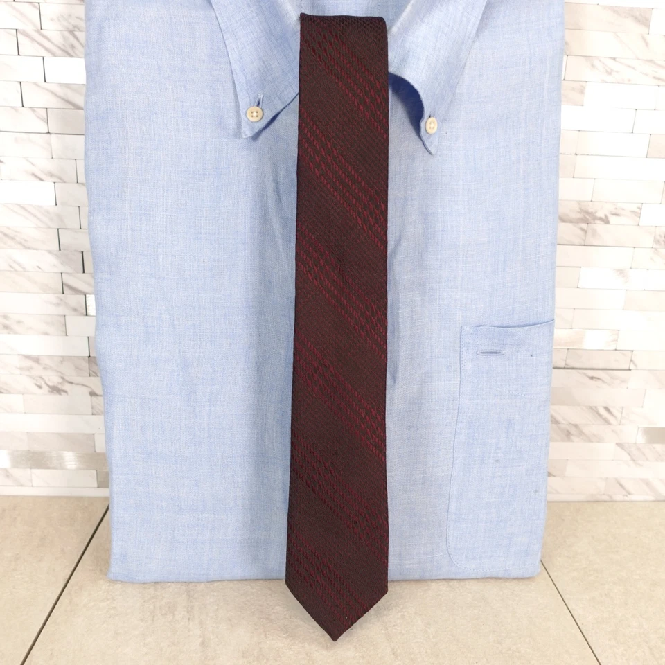 Traje ajustado pata de gallo corbata para el cuello para hombre borgoña negro liso moderno oscuro MODO S Foto 1 de 4