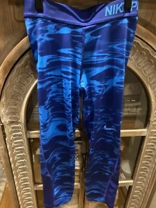 Nike Damen Pro hypercoole Capri Laufhose XS blau - Bild 1 von 5