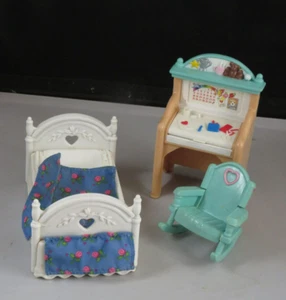 Juego de dormitorio Fisher Price Loving Family casa de muñecas de colección 1999 JUMPIN ON THE BED - Imagen 1 de 12