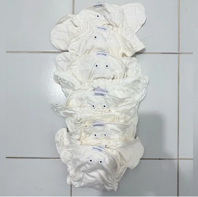 Esembly Inner Organic Cotton Reusable Diaper, Size 1 (7-17lbs) Newborn, Set of 3 - Image 1 of 4