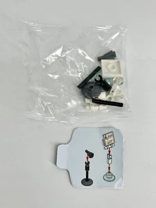 Lego Harry Potter 75981 Advent Calendar 2020 Day 21 Sheet Music And Microphone - Picture 1 of 1