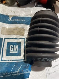 Holden Camira JB JD JE Steer Rack LH Boot P/N VS15491 GMH NOS - Picture 1 of 9