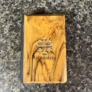 Vtg 70s NEW TESTAMENT Bible Olive Wood Cover Jerusalem Bethlehem Holy Land - Picture 1 of 13