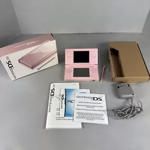 Nintendo DS Lite - Rosa Metálica (en caja original) Probado Limpio - Imagen 1 de 11