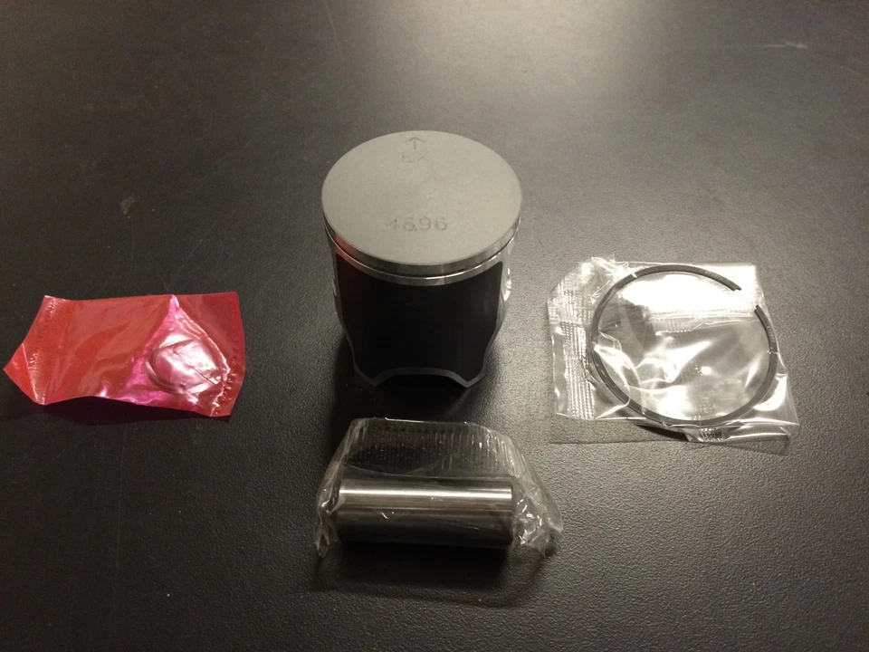 Honda 1986-2002 CR 80 C Piston Kit 46.96 47.00mm Standard Bore Rings Clips Pin - Image 1 of 1