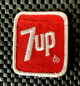 7UP EMBROIDERED SEW ON PATCH SODA BEVERAGE UNCOLA 2" x 2 1/4" NOS - Picture 1 of 2