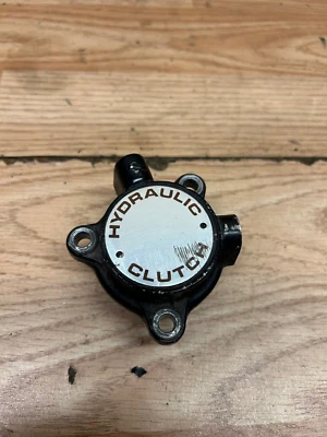 Cilindro esclavo embrague hidráulico Honda VF750 v45 1983 Sabre VF750S Foto 1 de 3