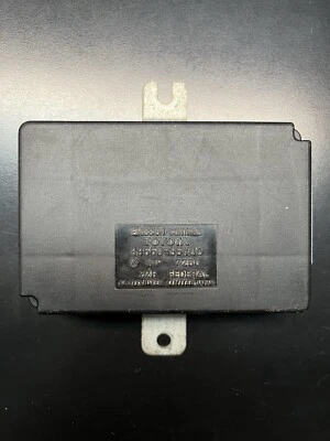 1989-1991 Toyota Pickup 22R Emission Control Module OEM  Foto 1 de 4