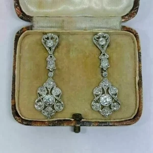 Pendientes colgantes/gotas vintage de diamantes simulados de corte redondo enchapados en oro blanco de 14k - Imagen 1 de 4