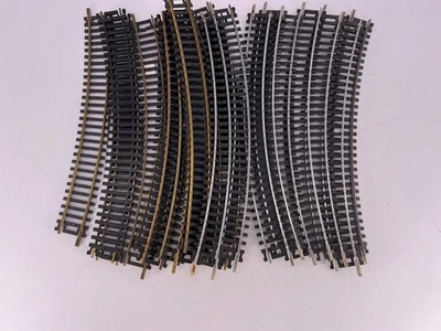 HO 9" 18R Curved Track Lot of 20 Mixed Atlas AHM Tyco Bachmann Brass Nickel Fair - Image 1 of 4