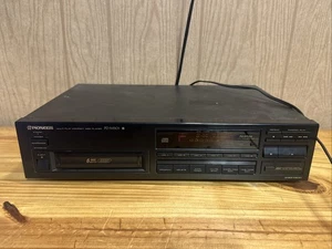 Reproductor de discos compactos multijugador Pioneer PD-M501 - sin cargador - COMO ESTÁ - Imagen 1 de 8