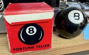 Magic 8 Ball von 1948 im Originalkarton - Bild 1 von 1