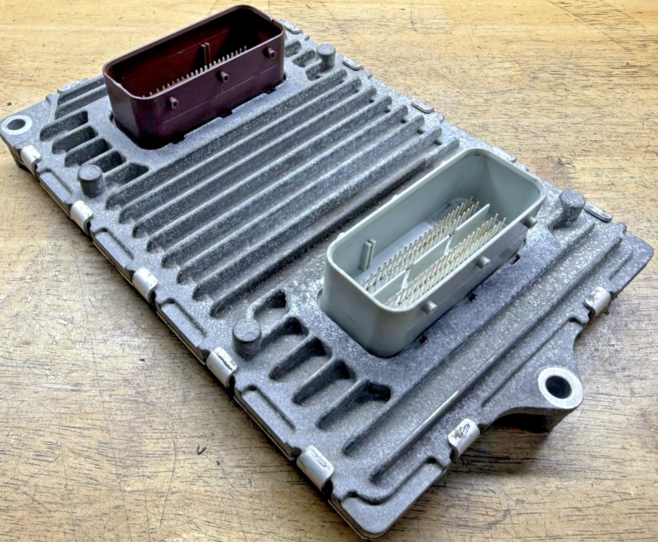 Jeep Patriot Compass 2012 motor ECM módulo de control informático ECU PCM 5150607AC Foto 1 de 4