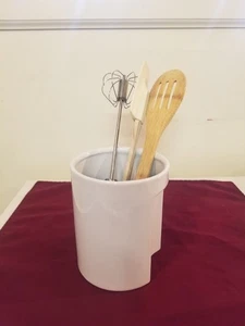 Vintage Kitchen Utensil Holder Canister White Glossy Ceramic 6X5" EUC - Picture 1 of 11