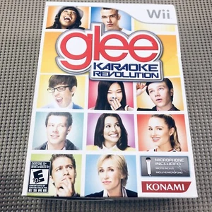 Wii Glee Karaoke Revolution Nintendo Wii Game + Microphone Konami - Picture 1 of 8