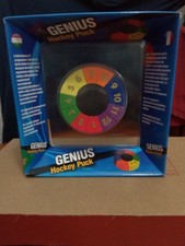 Original Vintage Genius Hockey Puck Twisty Puzzle. Descatalogado.