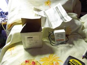 NIB Acuity Controls Power Supply FCS PS10 - Picture 1 of 7