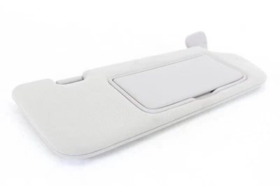 2017-2020 Infiniti Q50 Q60 Right Passenger Side Sun Visor Illuminated OEM #12317 Foto 1 de 4